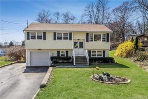 9 Pleasant Drive