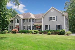 3 Nicoles Court