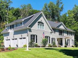 2 Misty Brook Lane