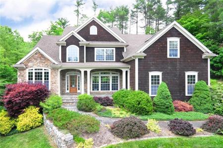 28 West Hyerdale Drive