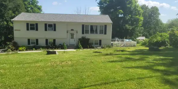 18 Hollandale Road
