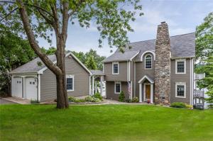 138 Lake Shore N Drive