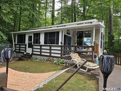 262 Shetucket Turnpike