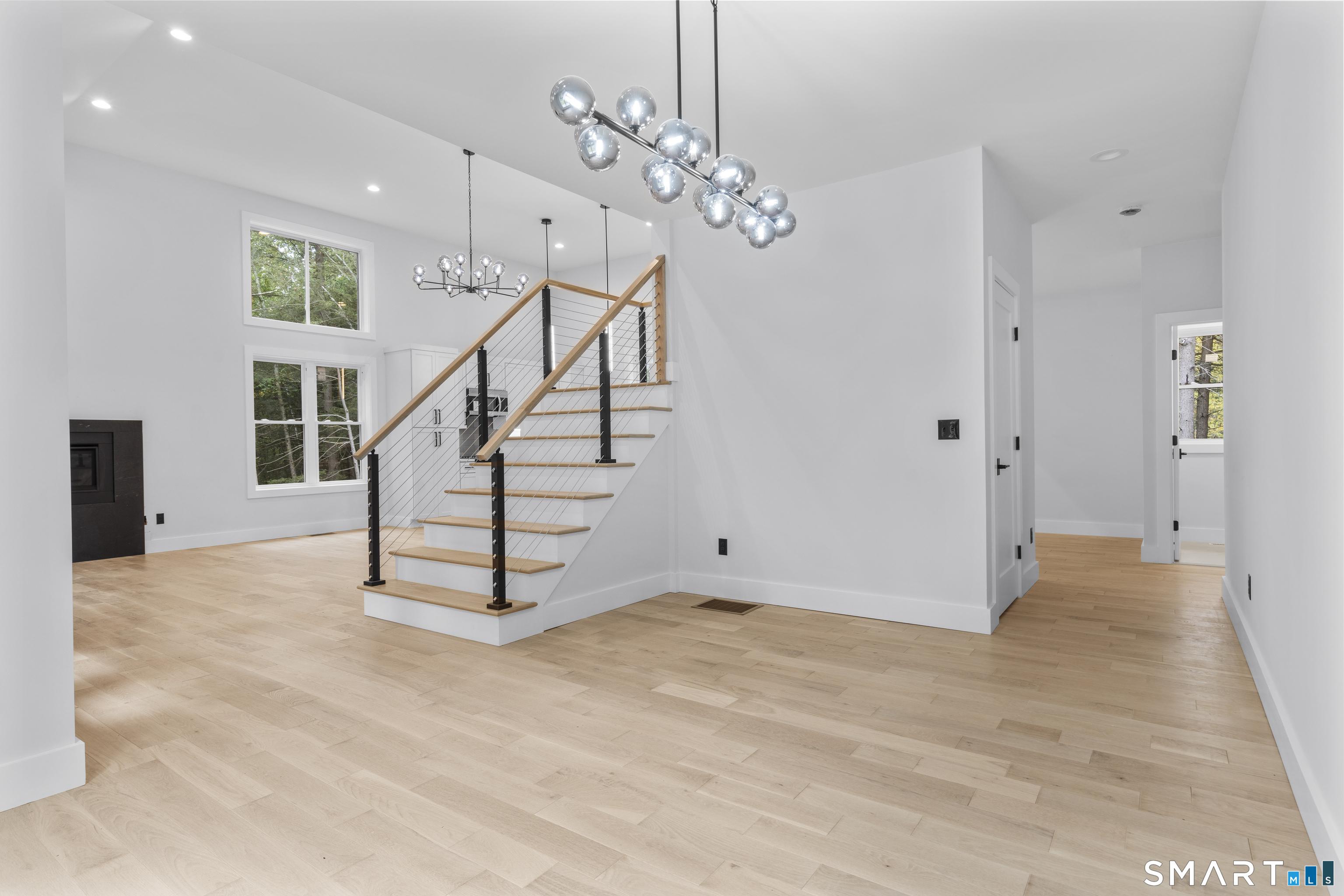 Image 4: Model Dining Room