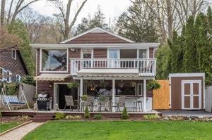 1 Woods Road