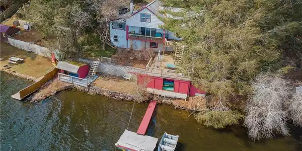37 Lake Shore Boulevard