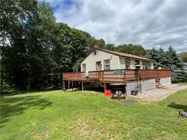 33 Laurel Point Drive