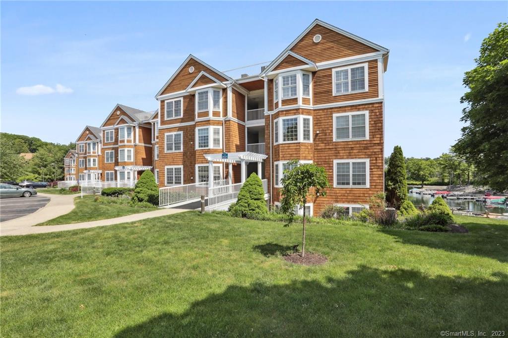 10 Hayestown Road, Danbury, CT lhrmls01666050