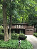 7 Ledgewood Drive