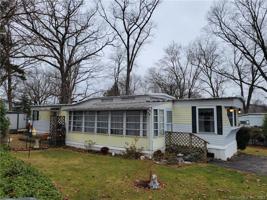 37 Twin Oaks Lane