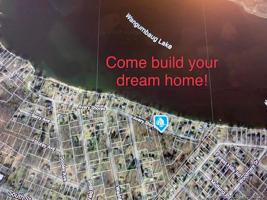 35 Avery Shores