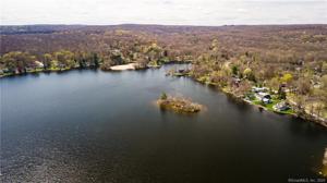 442 Lake Road