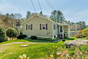 4 Lake View Drive