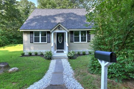 102 Hillside Road
