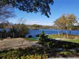 45 Taunton Lake Road