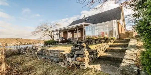 33 Amidon Drive