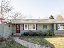 39 Lake Drive