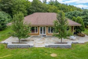 27 Rockwall Court