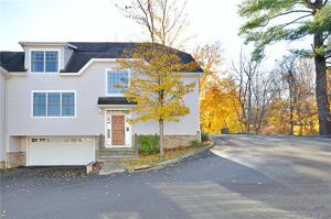 73 Boulevard Drive