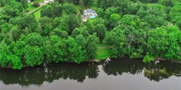 52 East Lake Road