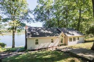 117 Boulevard Drive