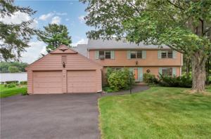92 Woodpond Road