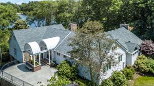 88 Woodpond Road