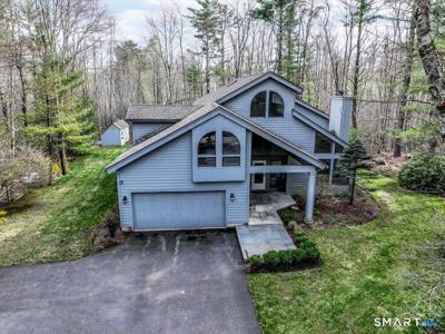 17 Dresden Court West