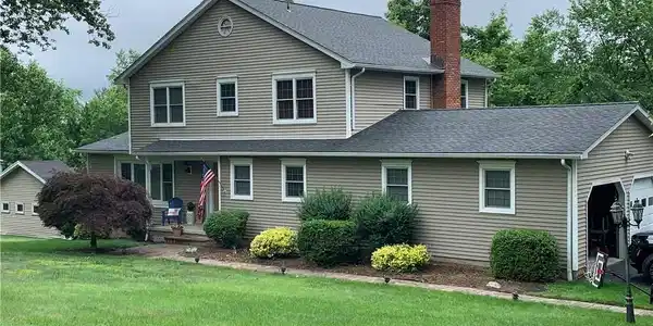 3 Meetinghouse Hill Circle