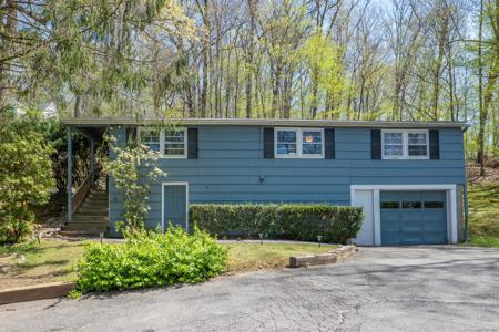 7 Greenwich Drive