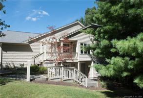 12 Boulevard Drive