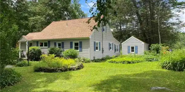 44 Old Town Road