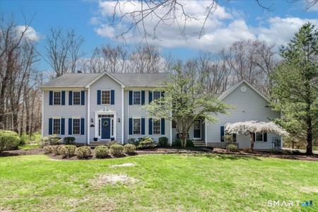 10 Ironwood Drive