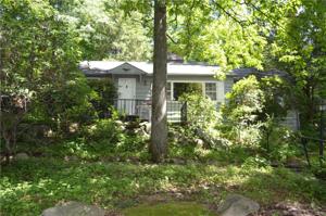 31 Chimney Point Road