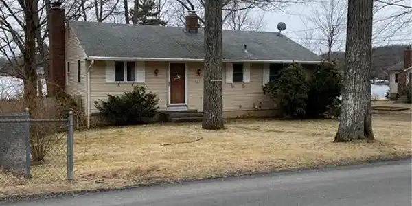 31 Lakeview Drive