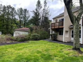 8 Rose Lane