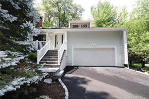 32 Bogus Hill South Road