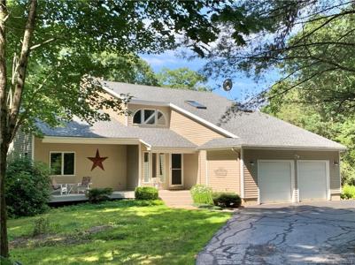 31 Cornwall Drive