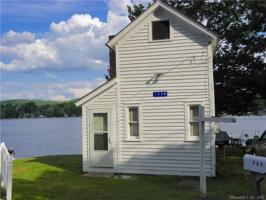 128 West Wakefield Boulevard