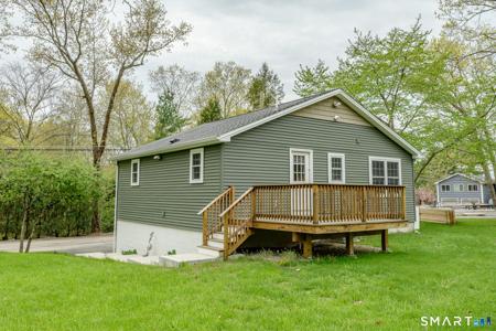 11 Breaults Landing Road