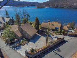 86 & 88 Lake South Drive