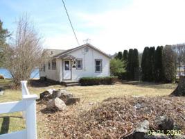 28 Cedar Point Road