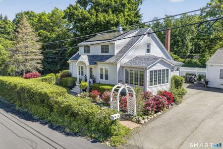 39 Clearview Avenue