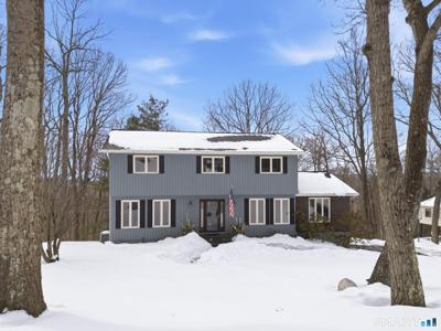 6 Windward Drive
