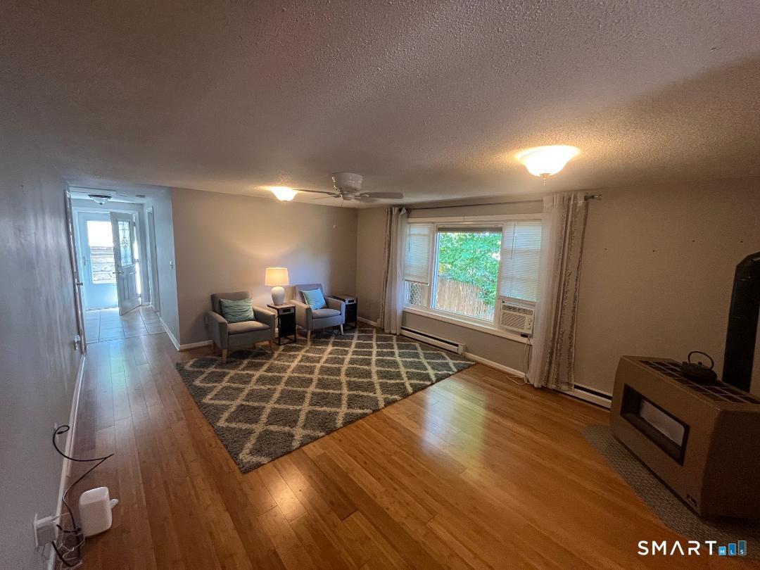 Image 3Living Room