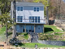 714 West Wakefield Boulevard