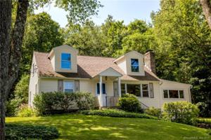 48 Taunton Lake Road