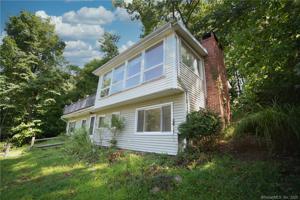 9 Lake Point Drive