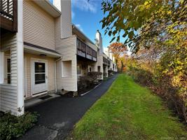 8 Rose Lane