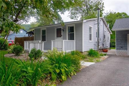 12 Dock Drive
